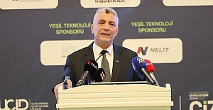 Ticaret Bakanı Bolat, 2. Uluslararası Çevre İletişim Zirvesi'nde Konuştu