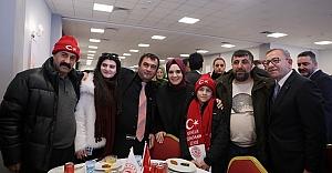 Bakanımız Göktaş, Sarıkamış'ta şehit ve gazi aileleri onuruna verilen yemeğe katıldı