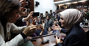 Bakanımız Göktaş'tan doğum izninin artırılmasına yönelik düzenlemeye ilişkin açıklama