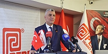 Ticaret Bakanı Ömer Bolat, Perpa Ticaret Merkezi'nde "Ticarette Ahilikten İnovasyona Programı"nda Konuştu