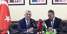 Ticaret Bakanı Bolat, Türk Tırlarının Suriye'den Ürdün ve Körfez’e Ulaşacağı Koridorun Gelecek Yıl Tamamen Açılacağını Söyledi