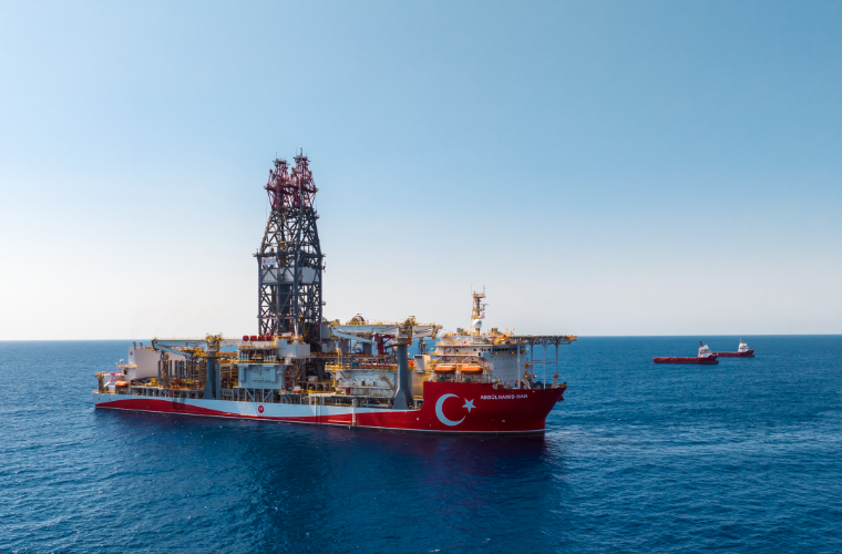 Türkiye, denizlerdeki hidrokarbon arama çalışmalarına tüm hızıyla devam ediyor. Enerji