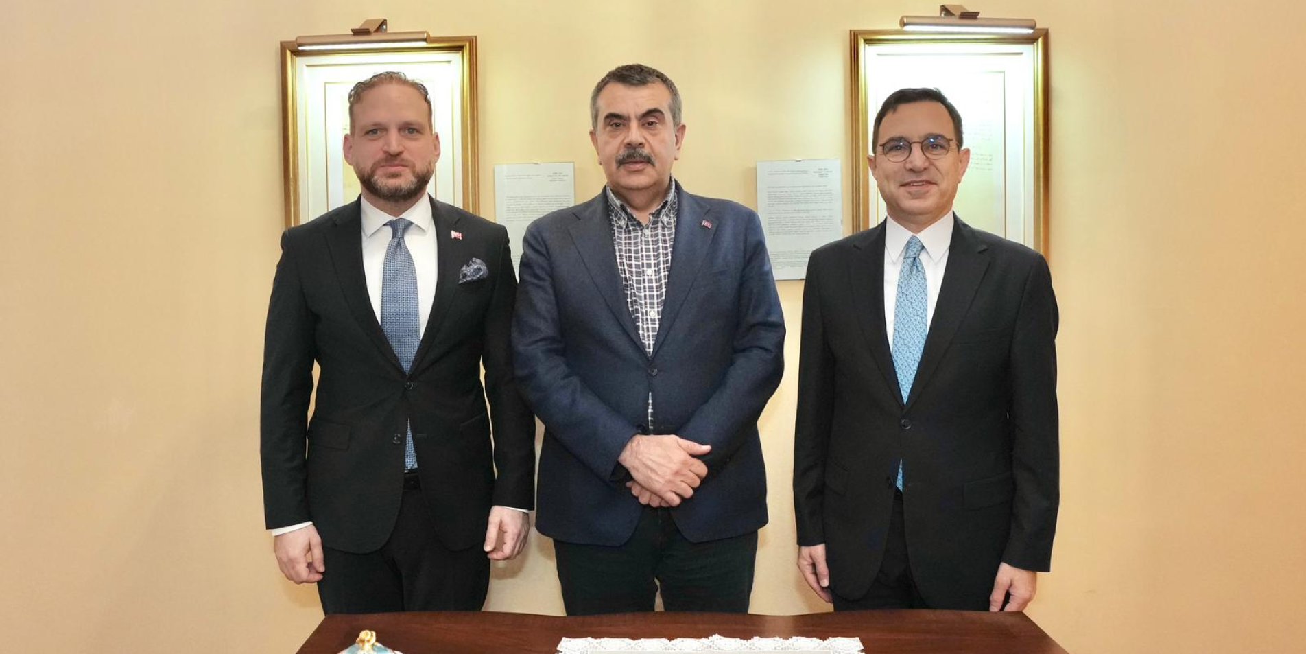 Millî Eğitim Bakanı Yusuf Tekin, Rusya temasları kapsamında Türkiye'nin St.