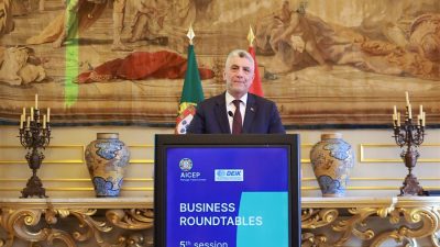 Ticaret Bakanı Ömer Bolat, Portekiz Dışişleri Bakanı Paulo Rangel ile