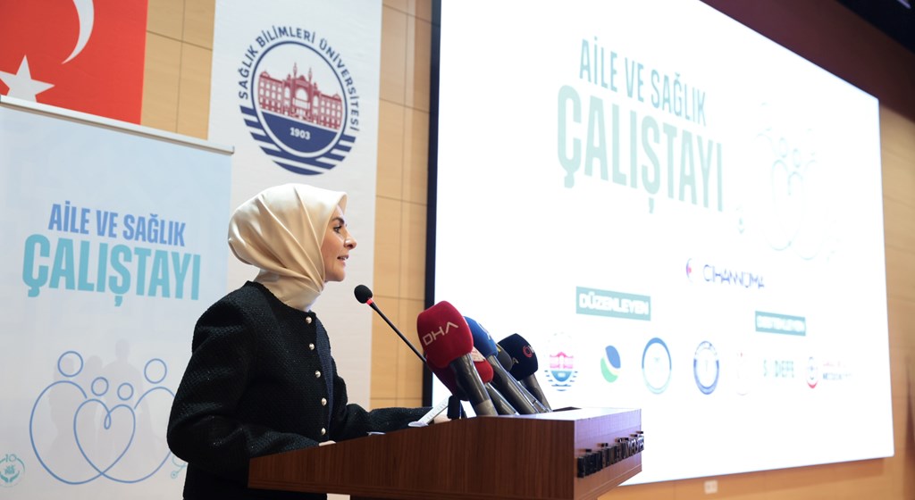 Aile ve Sosyal Hizmetler Bakanımız Mahinur Özdemir Göktaş, "15 yaş