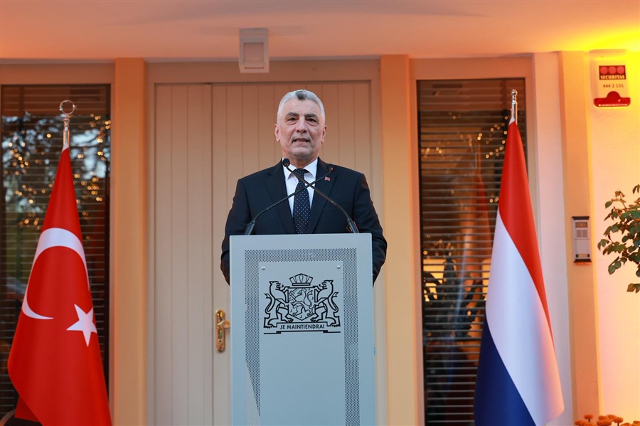 Ticaret Bakanı Ömer Bolat, Türkiye ile Hollanda'nın ikili ticaret hacminin