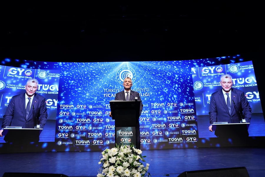 Ticaret Bakanı Ömer Bolat, Türkiye Gençlik Vakfının (TÜGVA) "Genç Yönetici