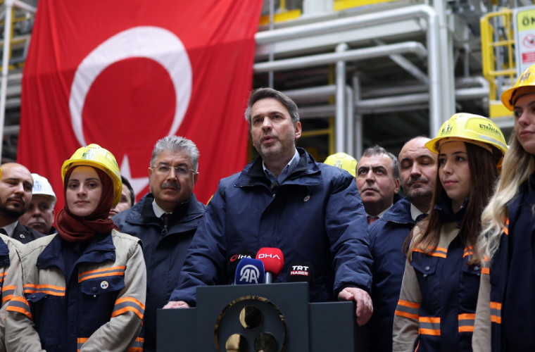 Enerji ve Tabii Kaynaklar Bakanı Alparslan Bayraktar, 1 Mayıs Emek