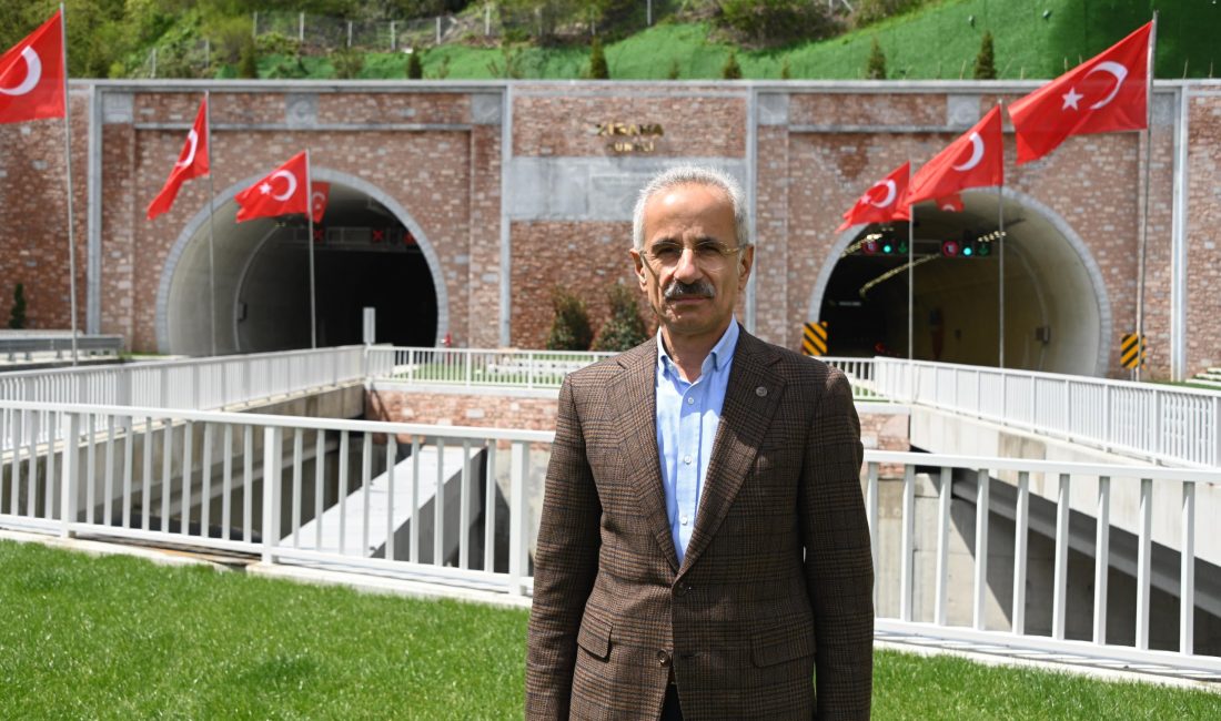 Ulaştırma ve Altyapı Bakanı Abdulkadir Uraloğlu, Zigana Tüneli’nden 3 yılda