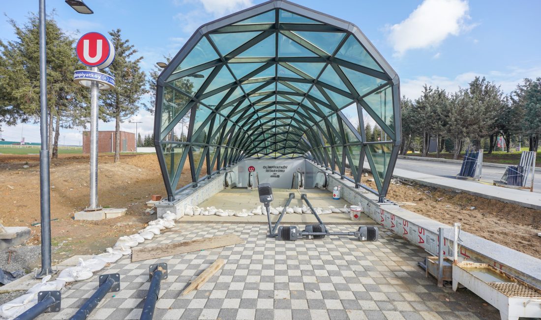 Ulaştırma ve Altyapı Bakanı Abdulkadir Uraloğlu, Halkalı-İstanbul Havalimanı-Gayrettepe Hattı’nın Arnavutköy-Halkalı