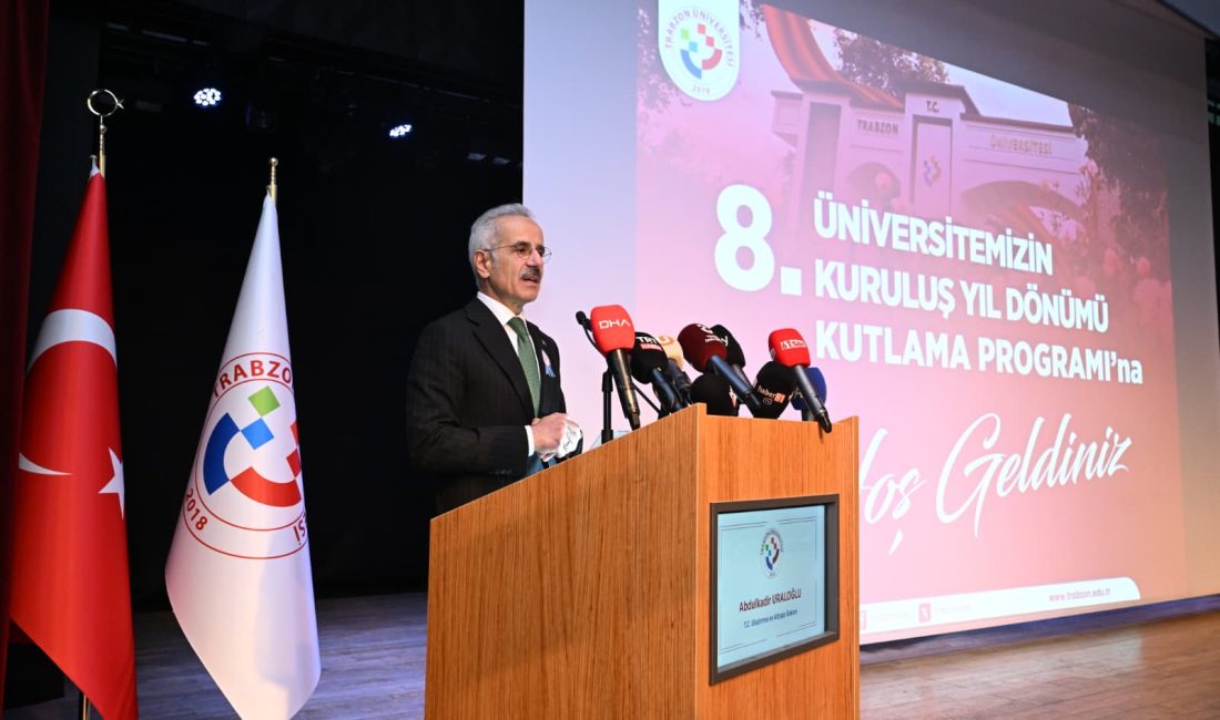 Ulaştırma ve Altyapı Bakanı Abdulkadir Uraloğlu, Trabzon il programı kapsamında